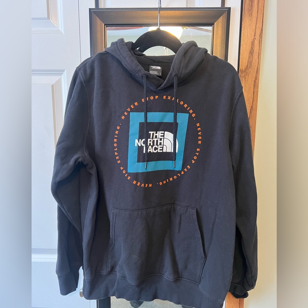 The north face sweatshirt size L